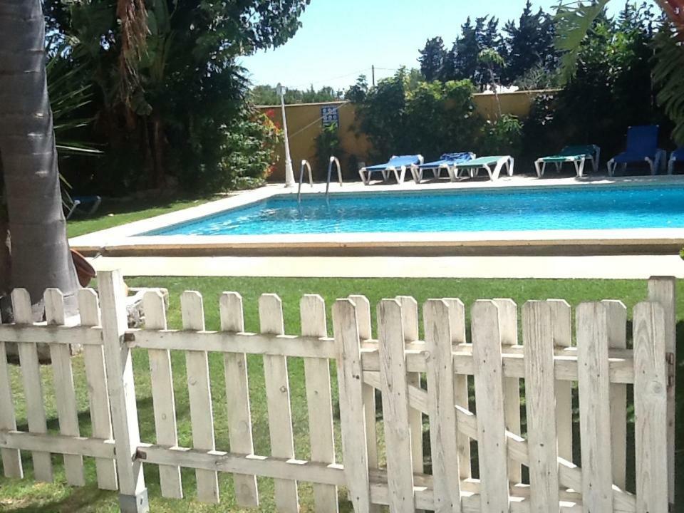 Chalet La Huerta Con Piscina Y Wifi Conil De La Frontera Exterior foto